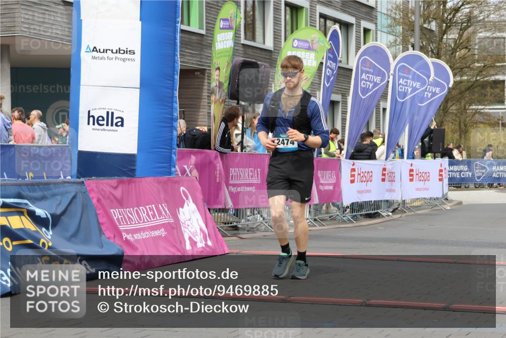 12.04.2026 - 45. Internationalen Wilhelmsburger Insellauf Strokosch-Dieckow http://msf.ph/oto/9469885 12.04.2026 13:39:49 Ziel 2474 meine-sportfotos.de