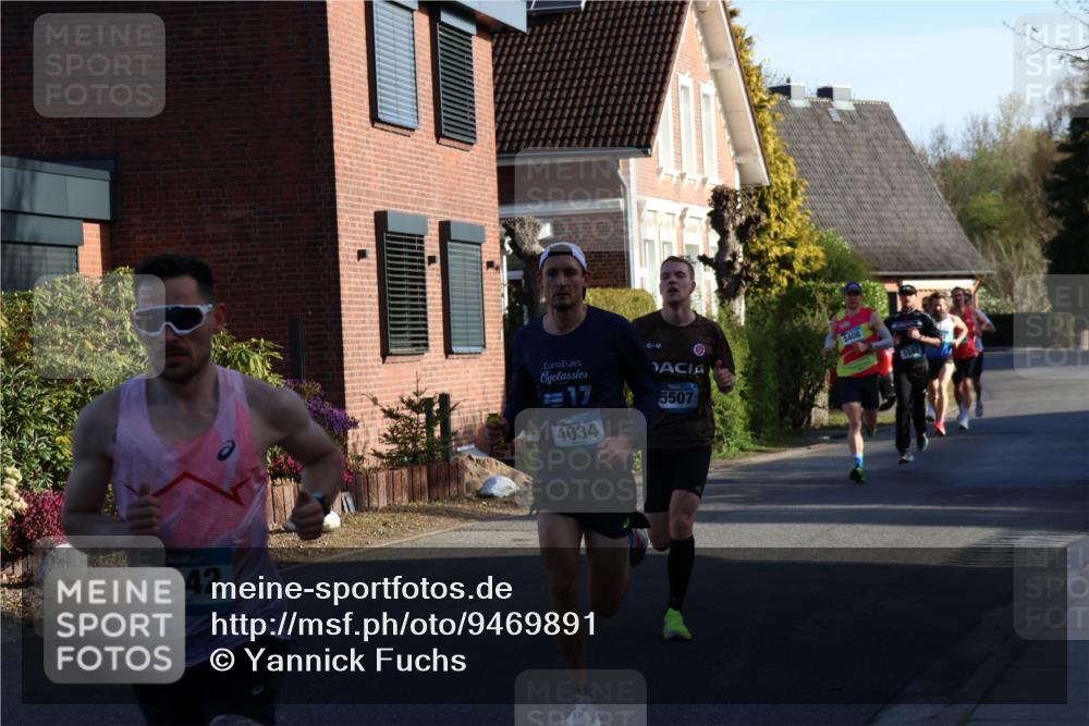 12.04.2026 - 45. Internationalen Wilhelmsburger Insellauf Yannick Fuchs http://msf.ph/oto/9469891 12.04.2026 08:54:02 Laufen 4342, 17, 4034, 010, 5507, 2408, 5592 meine-sportfotos.de