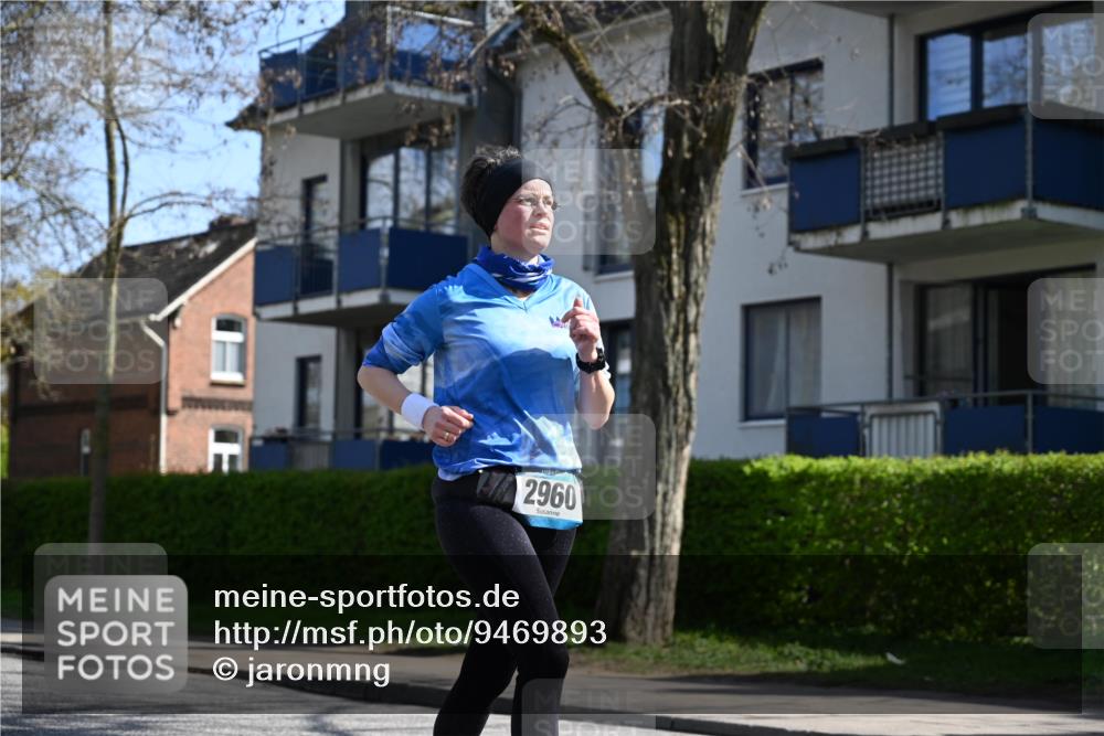12.04.2026 - 45. Internationalen Wilhelmsburger Insellauf J. Mangold http://msf.ph/oto/9469893 12.04.2026 11:18:55 Ziel 3421, 2322, 4148, 4147, 3104, 4151, 2960, 2471, 2226, 2226, 5571, 5035, 4520, 3124, 3123 meine-sportfotos.de