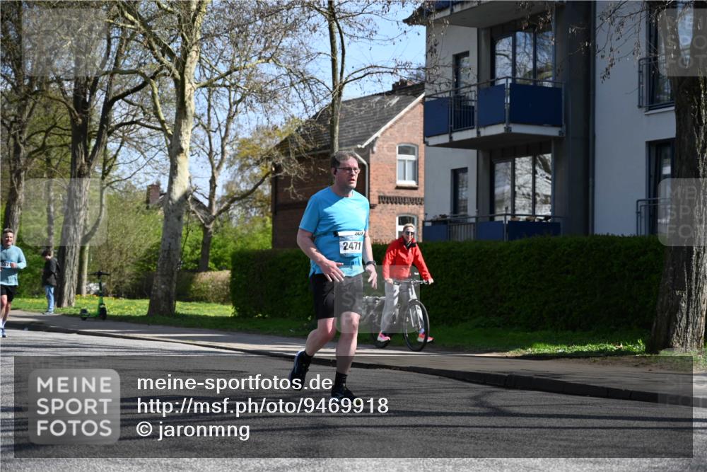 12.04.2026 - 45. Internationalen Wilhelmsburger Insellauf J. Mangold http://msf.ph/oto/9469918 12.04.2026 11:19:05 Ziel 4151, 2960, 2471, 2226, 5571, 5035, 4520, 3124, 3123, 2581 meine-sportfotos.de