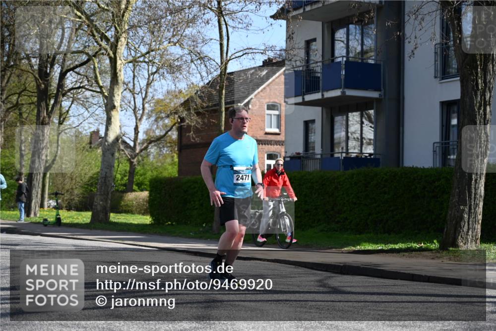 12.04.2026 - 45. Internationalen Wilhelmsburger Insellauf J. Mangold http://msf.ph/oto/9469920 12.04.2026 11:19:05 Ziel 4151, 2960, 2471, 2226, 5571, 5035, 4520, 3124, 3123, 2581 meine-sportfotos.de