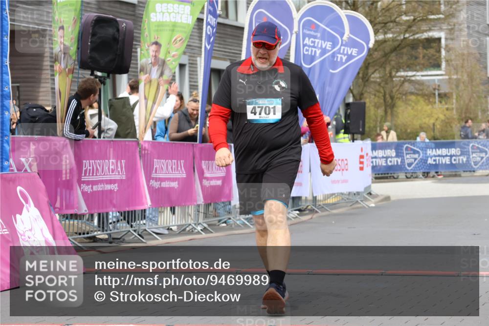 12.04.2026 - 45. Internationalen Wilhelmsburger Insellauf Strokosch-Dieckow http://msf.ph/oto/9469989 12.04.2026 13:39:28 Ziel 4701 meine-sportfotos.de