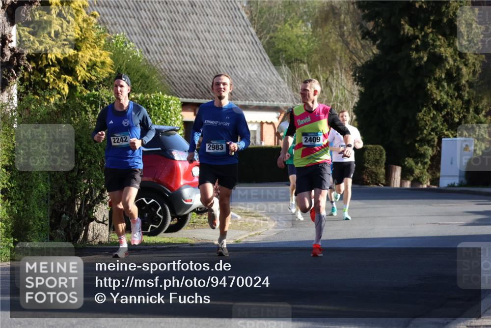 12.04.2026 - 45. Internationalen Wilhelmsburger Insellauf Yannick Fuchs http://msf.ph/oto/9470024 12.04.2026 08:54:18 Laufen 2242, 2983, 2409 meine-sportfotos.de