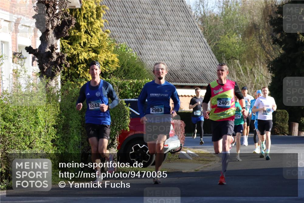 12.04.2026 - 45. Internationalen Wilhelmsburger Insellauf Yannick Fuchs http://msf.ph/oto/9470035 12.04.2026 08:54:19 Laufen 2242, 2983, 2760, 2409, 2873, 874 meine-sportfotos.de