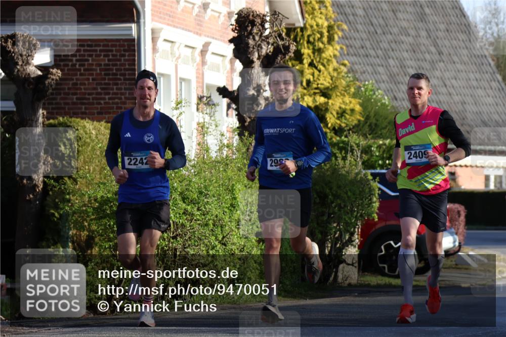 12.04.2026 - 45. Internationalen Wilhelmsburger Insellauf Yannick Fuchs http://msf.ph/oto/9470051 12.04.2026 08:54:20 Laufen 2242, 293, 2409 meine-sportfotos.de