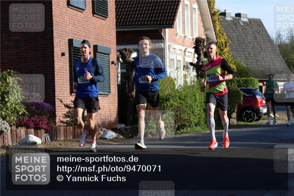 12.04.2026 - 45. Internationalen Wilhelmsburger Insellauf Yannick Fuchs http://msf.ph/oto/9470071 12.04.2026 08:54:22 Laufen 2242, 298, 240, 2874, 2873 meine-sportfotos.de