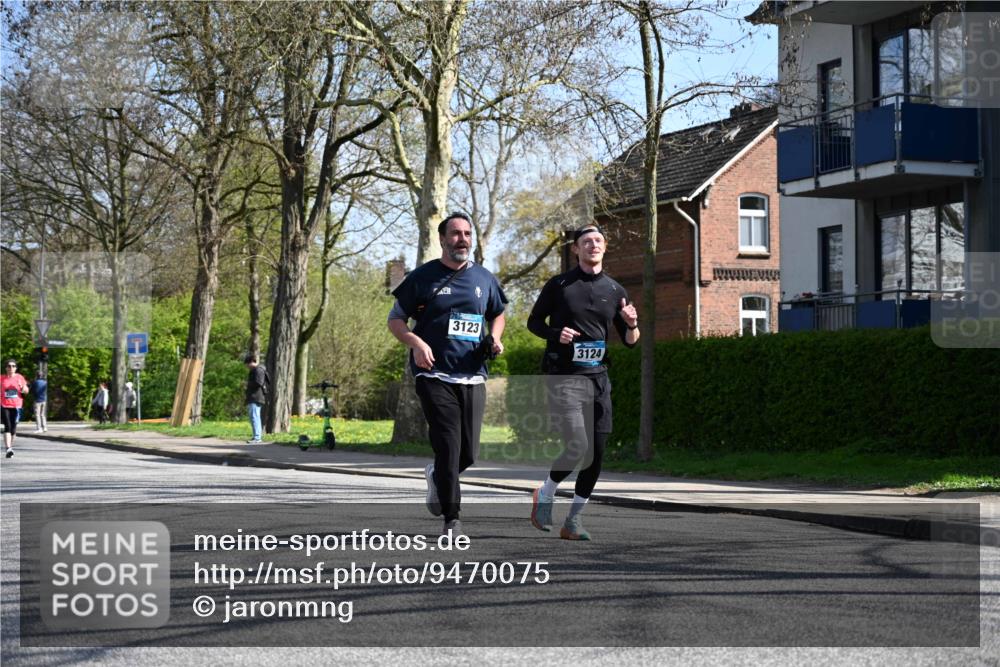 12.04.2026 - 45. Internationalen Wilhelmsburger Insellauf J. Mangold http://msf.ph/oto/9470075 12.04.2026 11:19:24 Ziel 2471, 2226, 5571, 5035, 4520, 3124, 3123, 2581, 2581, 2788, 4614, 2318, 4058, 3707, 4446, 4165 meine-sportfotos.de