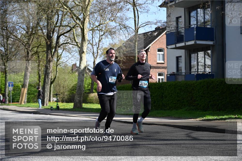 12.04.2026 - 45. Internationalen Wilhelmsburger Insellauf J. Mangold http://msf.ph/oto/9470086 12.04.2026 11:19:24 Ziel 2471, 2226, 5571, 5035, 4520, 3124, 3123, 2581, 2581, 2788, 4614, 2318, 4058, 3707, 4446, 4165 meine-sportfotos.de