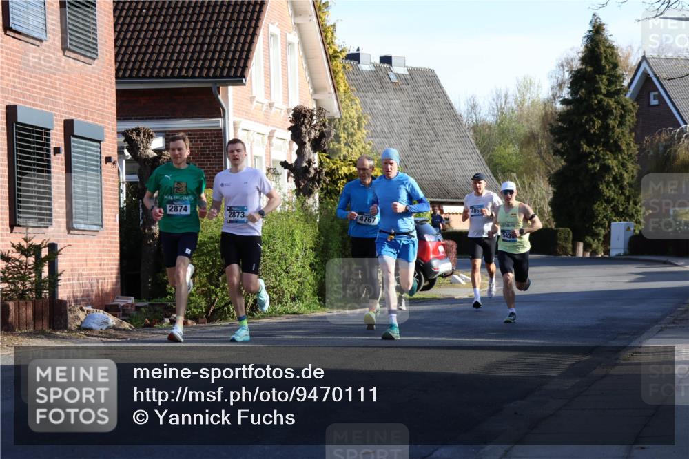12.04.2026 - 45. Internationalen Wilhelmsburger Insellauf Yannick Fuchs http://msf.ph/oto/9470111 12.04.2026 08:54:26 Laufen 4067, 2874, 2873, 4767, 543 meine-sportfotos.de