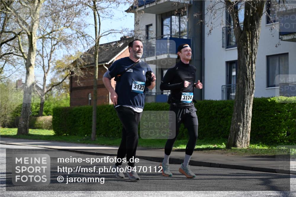 12.04.2026 - 45. Internationalen Wilhelmsburger Insellauf J. Mangold http://msf.ph/oto/9470112 12.04.2026 11:19:25 Ziel 2226, 5571, 5035, 4520, 3124, 3123, 2581, 2788, 4614, 2318, 4058, 3707, 4446, 4165 meine-sportfotos.de