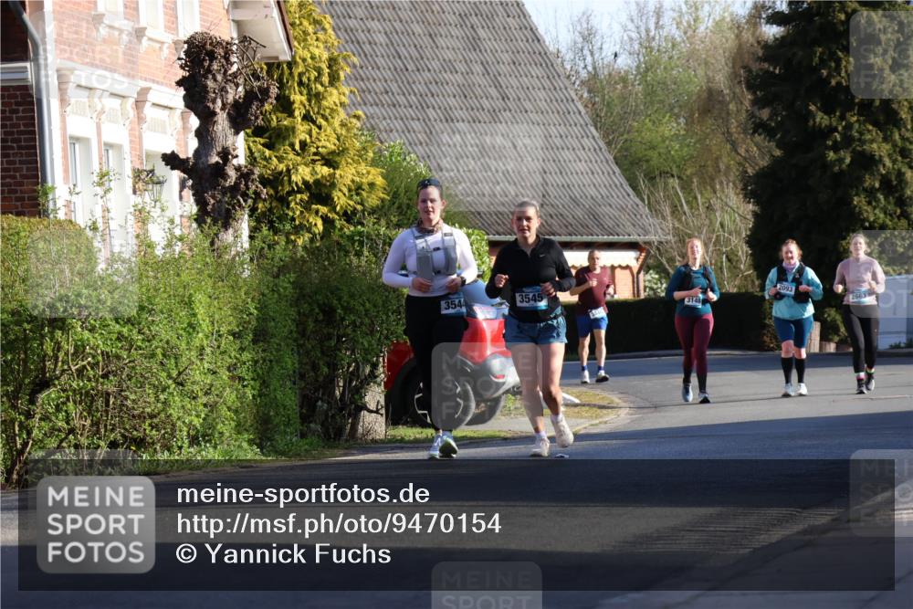 12.04.2026 - 45. Internationalen Wilhelmsburger Insellauf Yannick Fuchs http://msf.ph/oto/9470154 12.04.2026 09:05:12 Laufen 3544, 3545, 3148, 2093, 2663 meine-sportfotos.de