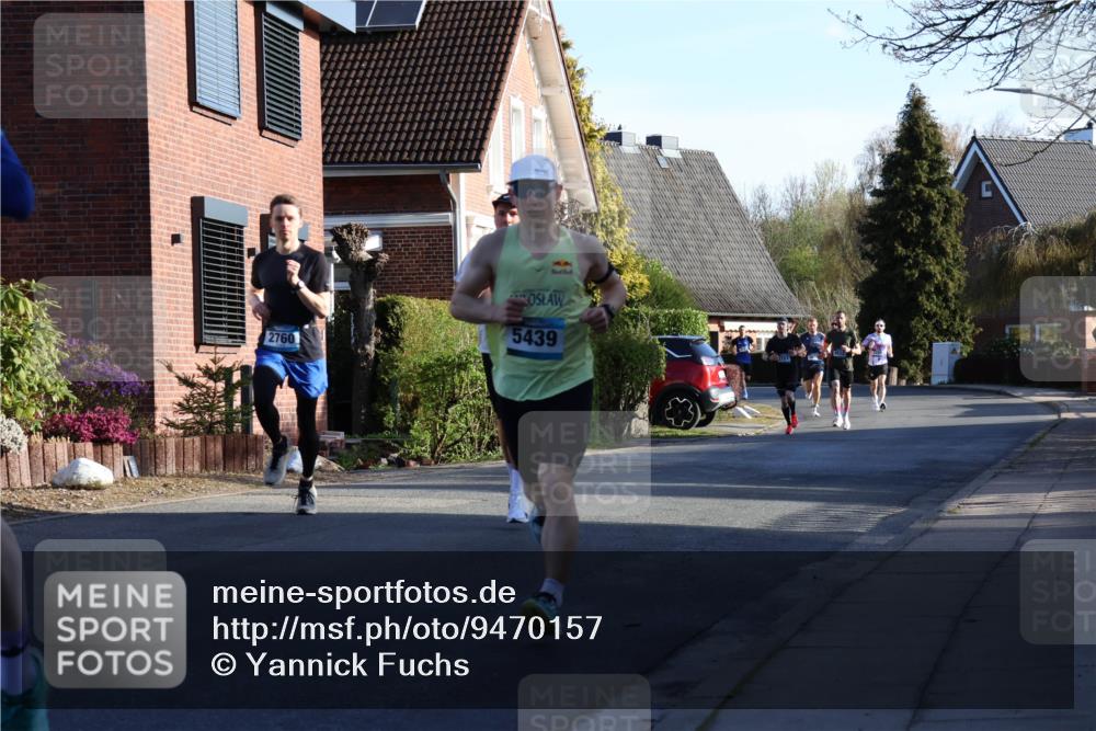 12.04.2026 - 45. Internationalen Wilhelmsburger Insellauf Yannick Fuchs http://msf.ph/oto/9470157 12.04.2026 08:54:29 Laufen 5439, 2760 meine-sportfotos.de