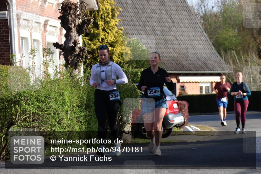 12.04.2026 - 45. Internationalen Wilhelmsburger Insellauf Yannick Fuchs http://msf.ph/oto/9470181 12.04.2026 09:05:14 Laufen 3544, 3545, 3148 meine-sportfotos.de