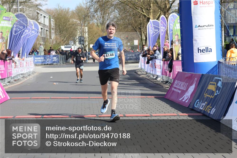 12.04.2026 - 45. Internationalen Wilhelmsburger Insellauf Strokosch-Dieckow http://msf.ph/oto/9470188 12.04.2026 11:25:33 Ziel 4146, 4519 meine-sportfotos.de