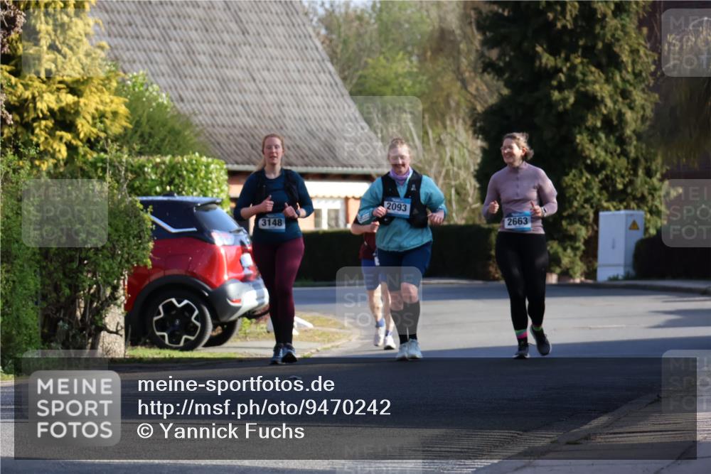 12.04.2026 - 45. Internationalen Wilhelmsburger Insellauf Yannick Fuchs http://msf.ph/oto/9470242 12.04.2026 09:05:21 Laufen 3148, 2093, 2663 meine-sportfotos.de