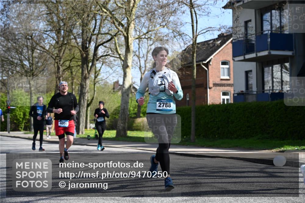 12.04.2026 - 45. Internationalen Wilhelmsburger Insellauf J. Mangold http://msf.ph/oto/9470250 12.04.2026 11:19:46 Ziel 2581, 2788, 4614, 2318, 4058, 3707, 4446, 4165 meine-sportfotos.de