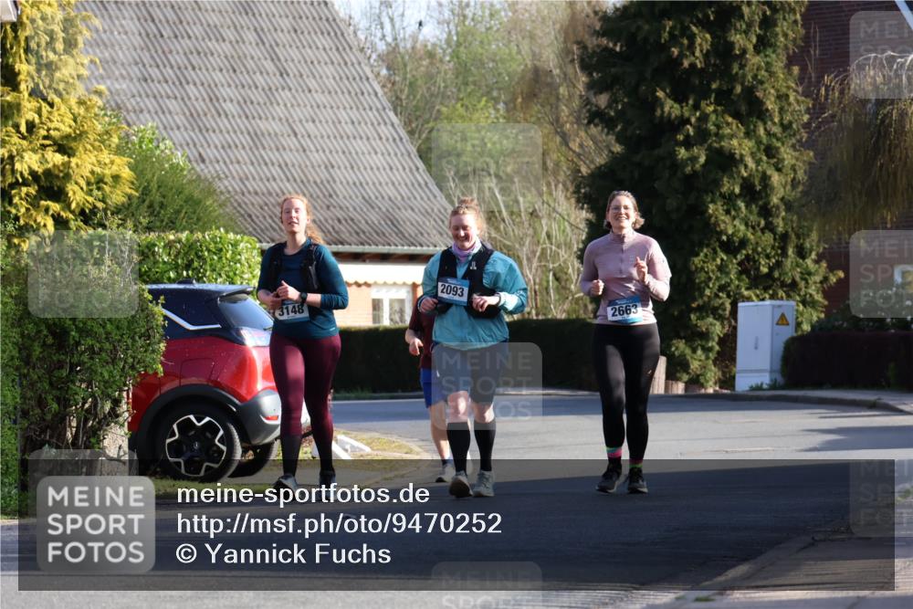 12.04.2026 - 45. Internationalen Wilhelmsburger Insellauf Yannick Fuchs http://msf.ph/oto/9470252 12.04.2026 09:05:21 Laufen 3148, 2093, 2663 meine-sportfotos.de