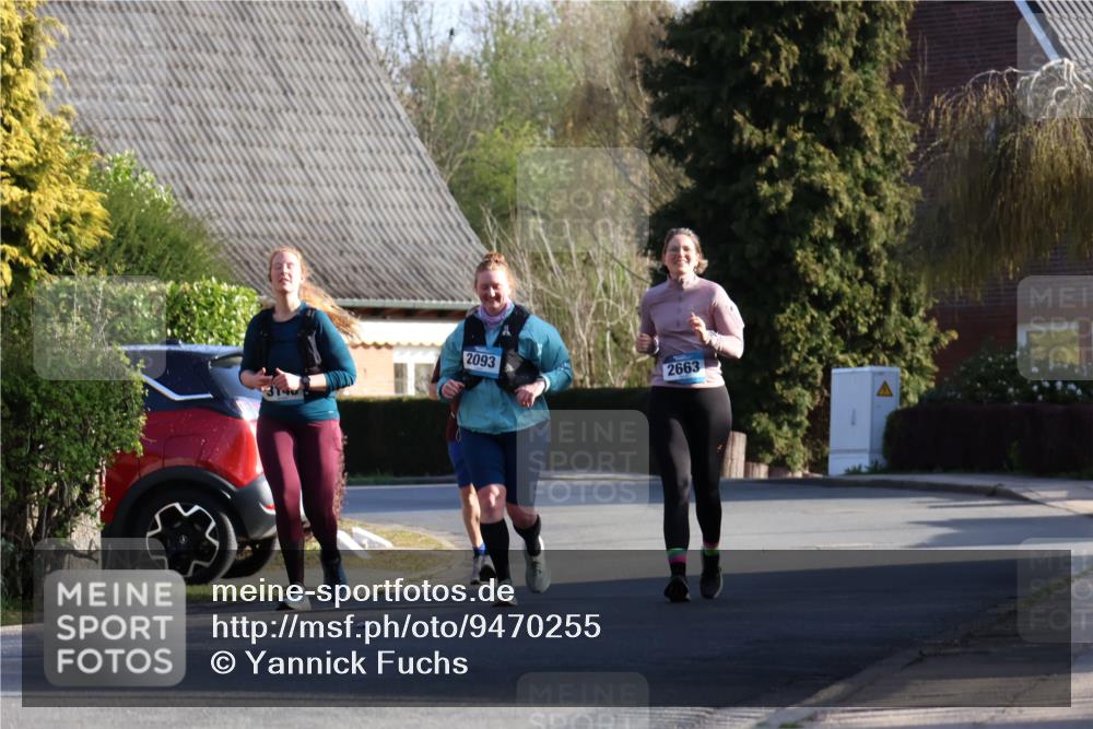 12.04.2026 - 45. Internationalen Wilhelmsburger Insellauf Yannick Fuchs http://msf.ph/oto/9470255 12.04.2026 09:05:21 Laufen 2093, 2663 meine-sportfotos.de