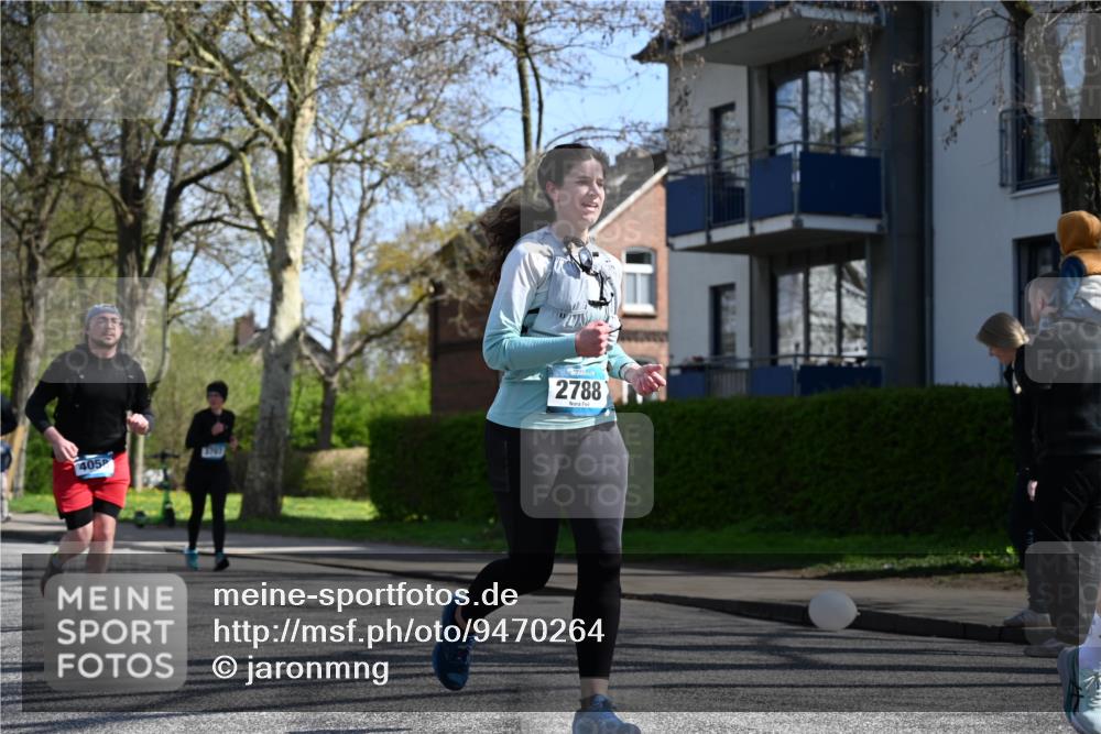 12.04.2026 - 45. Internationalen Wilhelmsburger Insellauf J. Mangold http://msf.ph/oto/9470264 12.04.2026 11:19:46 Ziel 2581, 2788, 4614, 2318, 4058, 3707, 4446, 4165 meine-sportfotos.de