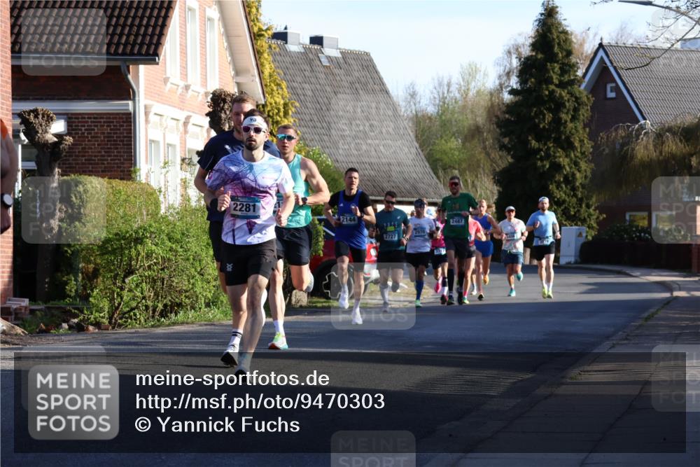 12.04.2026 - 45. Internationalen Wilhelmsburger Insellauf Yannick Fuchs http://msf.ph/oto/9470303 12.04.2026 08:54:38 Laufen 2281, 2144, 2487, 2970, 2727 meine-sportfotos.de