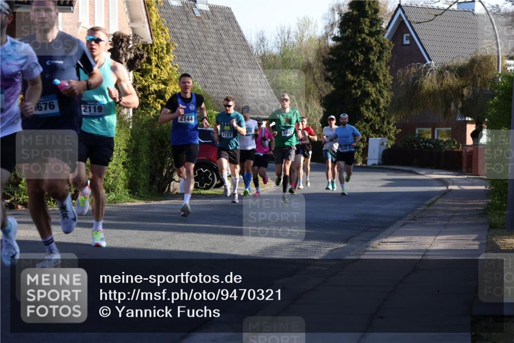 12.04.2026 - 45. Internationalen Wilhelmsburger Insellauf Yannick Fuchs http://msf.ph/oto/9470321 12.04.2026 08:54:39 Laufen 676, 2119, 2144, 1075, 970, 2727, 2487, 15979 meine-sportfotos.de