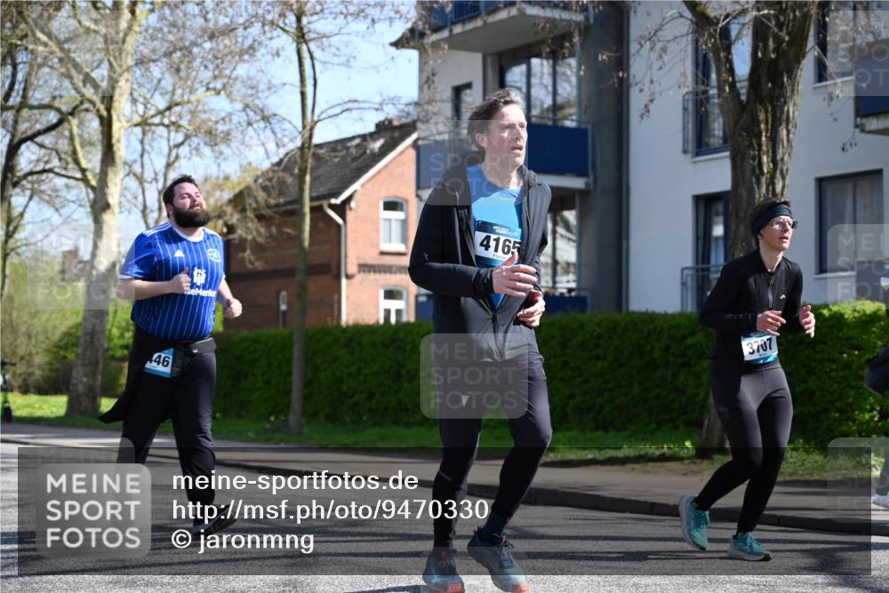 12.04.2026 - 45. Internationalen Wilhelmsburger Insellauf J. Mangold http://msf.ph/oto/9470330 12.04.2026 11:19:51 Ziel 2788, 4614, 2318, 4058, 3707, 4446, 4165 meine-sportfotos.de