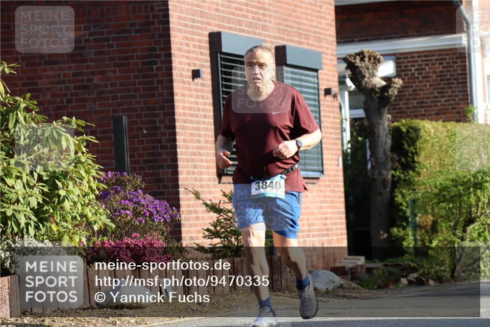 12.04.2026 - 45. Internationalen Wilhelmsburger Insellauf Yannick Fuchs http://msf.ph/oto/9470335 12.04.2026 09:05:35 Laufen 3840 meine-sportfotos.de