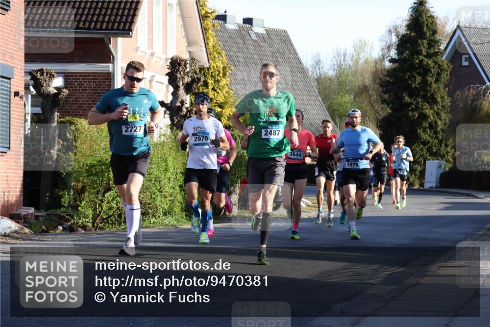 12.04.2026 - 45. Internationalen Wilhelmsburger Insellauf Yannick Fuchs http://msf.ph/oto/9470381 12.04.2026 08:54:42 Laufen 2727, 10, 2487, 2970, 3644, 3979 meine-sportfotos.de
