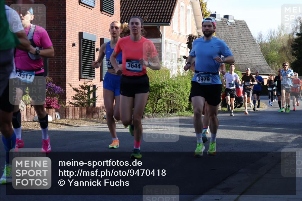 12.04.2026 - 45. Internationalen Wilhelmsburger Insellauf Yannick Fuchs http://msf.ph/oto/9470418 12.04.2026 08:54:46 Laufen 3317, 3644, 3979, 416, 3107 meine-sportfotos.de