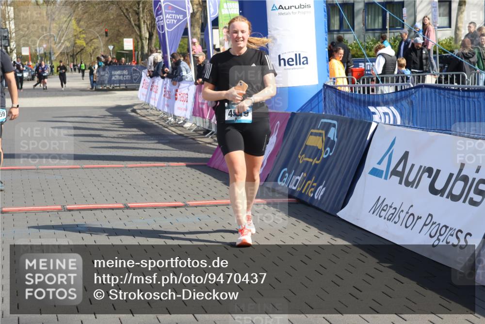 12.04.2026 - 45. Internationalen Wilhelmsburger Insellauf Strokosch-Dieckow http://msf.ph/oto/9470437 12.04.2026 11:25:39 Ziel 4519, 5559 meine-sportfotos.de
