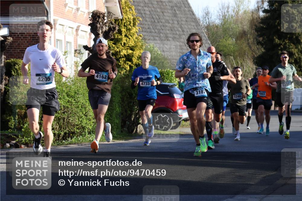 12.04.2026 - 45. Internationalen Wilhelmsburger Insellauf Yannick Fuchs http://msf.ph/oto/9470459 12.04.2026 08:54:49 Laufen 4205, 4162, 4733, 5237, 3107, 5240, 4863, 682 meine-sportfotos.de