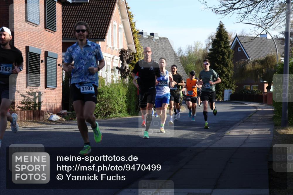 12.04.2026 - 45. Internationalen Wilhelmsburger Insellauf Yannick Fuchs http://msf.ph/oto/9470499 12.04.2026 08:54:51 Laufen 162, 5554, 3107, 40, 4863, 5237 meine-sportfotos.de