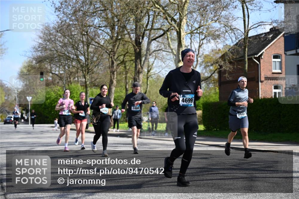 12.04.2026 - 45. Internationalen Wilhelmsburger Insellauf J. Mangold http://msf.ph/oto/9470542 12.04.2026 11:21:36 Ziel 3808, 3537, 3205, 2588, 2518, 2108, 2492, 2466, 4699, 2146, 4813, 3579 meine-sportfotos.de