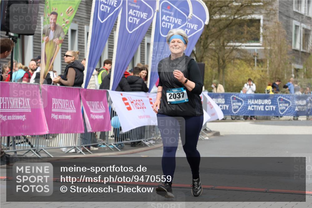 12.04.2026 - 45. Internationalen Wilhelmsburger Insellauf Strokosch-Dieckow http://msf.ph/oto/9470559 12.04.2026 13:38:18 Ziel 2037 meine-sportfotos.de