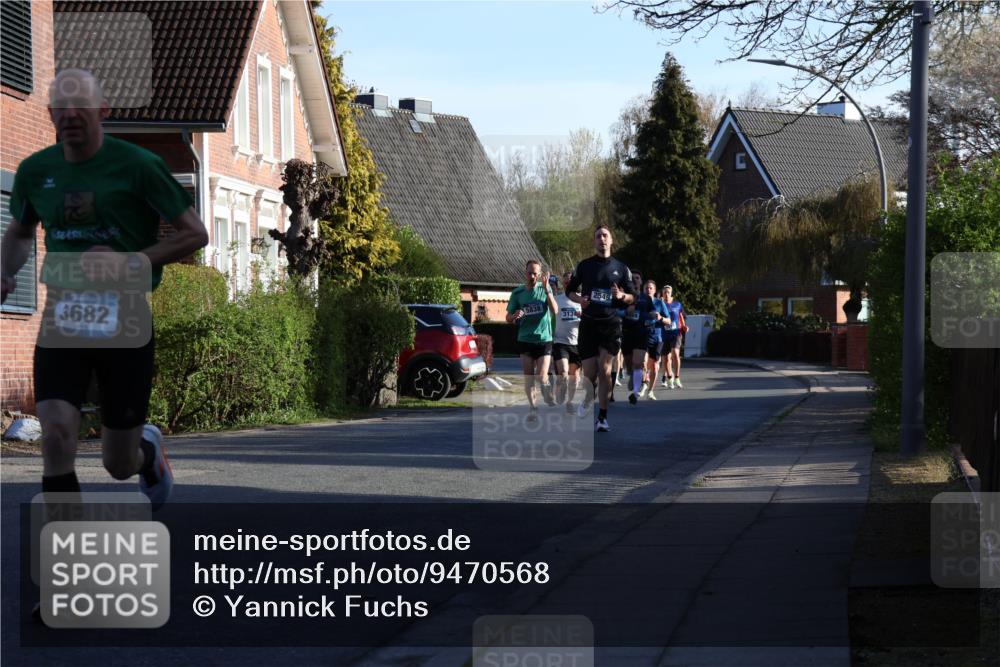 12.04.2026 - 45. Internationalen Wilhelmsburger Insellauf Yannick Fuchs http://msf.ph/oto/9470568 12.04.2026 08:54:58 Laufen 3682, 5838, 3134 meine-sportfotos.de