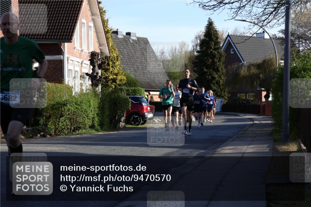 12.04.2026 - 45. Internationalen Wilhelmsburger Insellauf Yannick Fuchs http://msf.ph/oto/9470570 12.04.2026 08:54:58 Laufen 3682, 2549, 5838, 313, 3368 meine-sportfotos.de