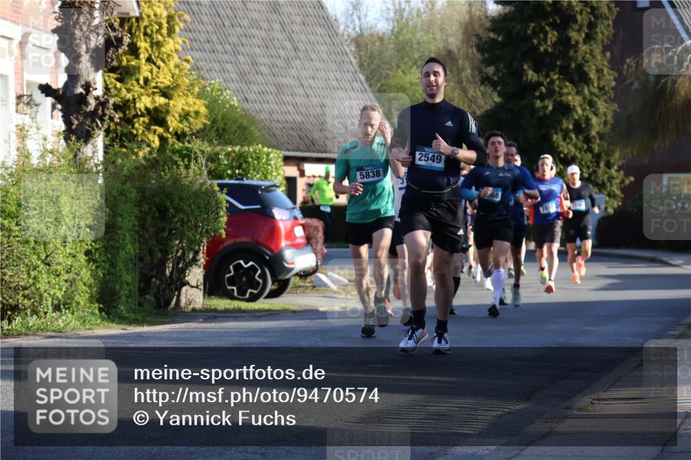 12.04.2026 - 45. Internationalen Wilhelmsburger Insellauf Yannick Fuchs http://msf.ph/oto/9470574 12.04.2026 08:54:58 Laufen 5838, 2549, 68 meine-sportfotos.de