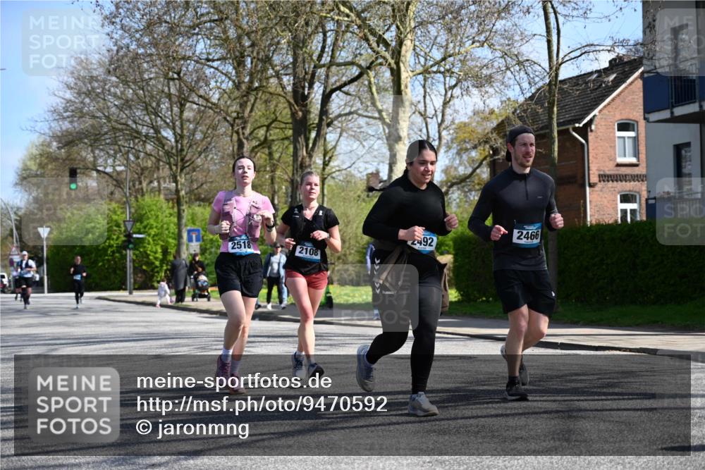 12.04.2026 - 45. Internationalen Wilhelmsburger Insellauf J. Mangold http://msf.ph/oto/9470592 12.04.2026 11:21:38 Ziel 3537, 3205, 2588, 2518, 2108, 2492, 2466, 4699, 2146, 4813, 3579 meine-sportfotos.de