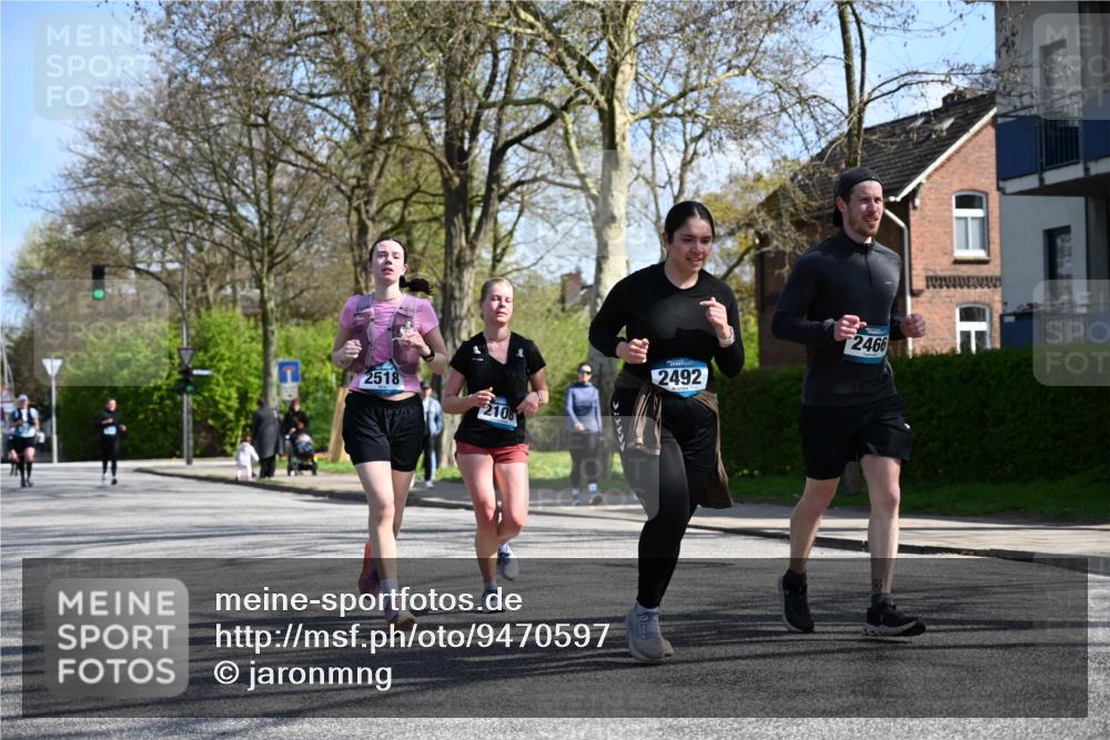 12.04.2026 - 45. Internationalen Wilhelmsburger Insellauf J. Mangold http://msf.ph/oto/9470597 12.04.2026 11:21:38 Ziel 3537, 3205, 2588, 2518, 2108, 2492, 2466, 4699, 2146, 4813, 3579 meine-sportfotos.de