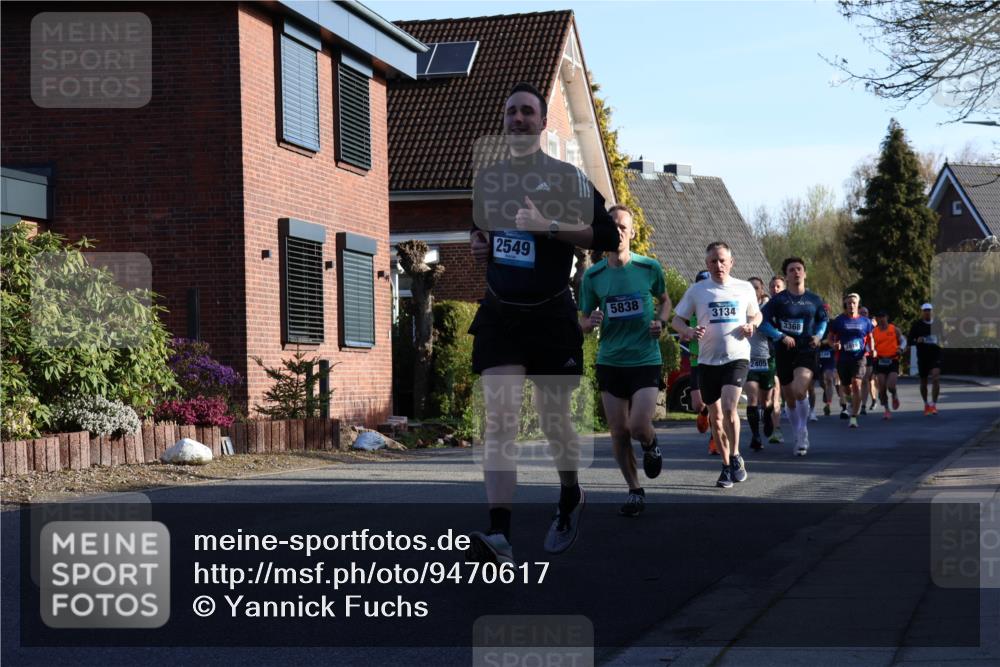 12.04.2026 - 45. Internationalen Wilhelmsburger Insellauf Yannick Fuchs http://msf.ph/oto/9470617 12.04.2026 08:55:02 Laufen 2549, 5838, 3134, 2405, 3368, 1113 meine-sportfotos.de