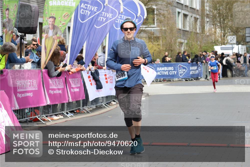 12.04.2026 - 45. Internationalen Wilhelmsburger Insellauf Strokosch-Dieckow http://msf.ph/oto/9470620 12.04.2026 12:51:47 Ziel 5595 meine-sportfotos.de