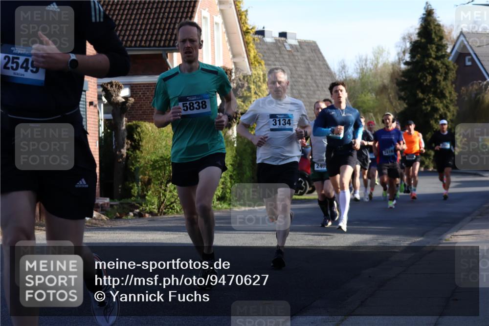 12.04.2026 - 45. Internationalen Wilhelmsburger Insellauf Yannick Fuchs http://msf.ph/oto/9470627 12.04.2026 08:55:03 Laufen 2549, 5838, 3134, 240, 2819 meine-sportfotos.de