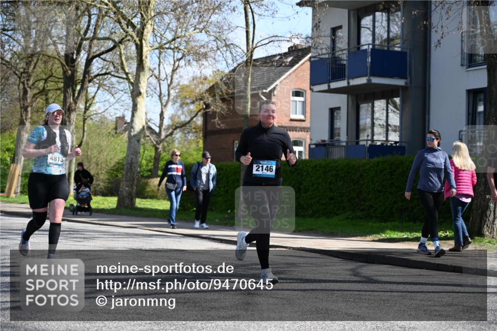 12.04.2026 - 45. Internationalen Wilhelmsburger Insellauf J. Mangold http://msf.ph/oto/9470645 12.04.2026 11:21:50 Ziel 2518, 2108, 2492, 2466, 4699, 2146, 4813, 3579 meine-sportfotos.de