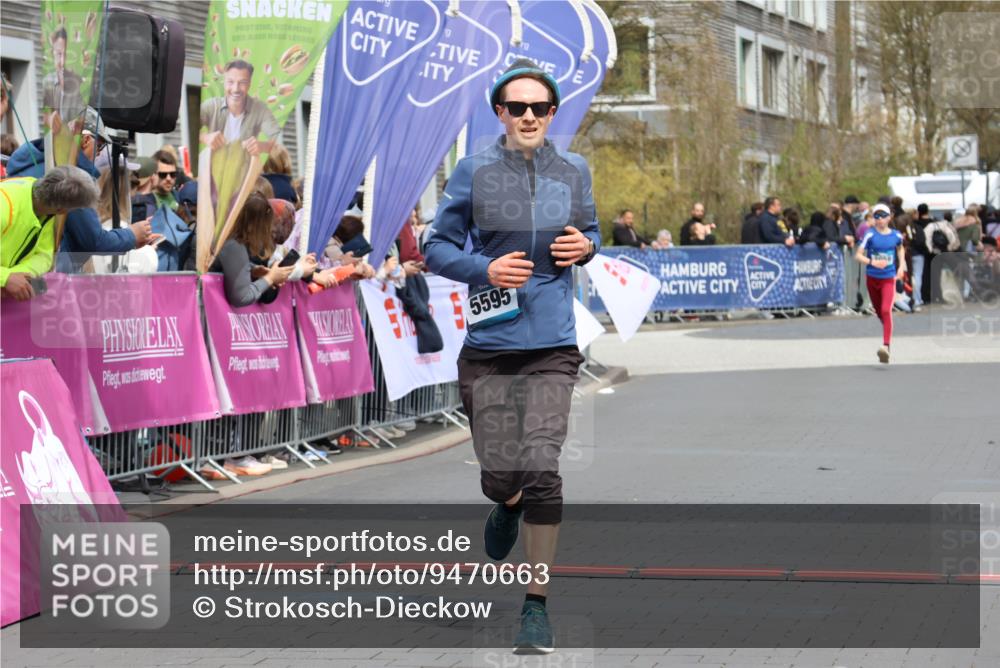 12.04.2026 - 45. Internationalen Wilhelmsburger Insellauf Strokosch-Dieckow http://msf.ph/oto/9470663 12.04.2026 12:51:47 Ziel 5595 meine-sportfotos.de