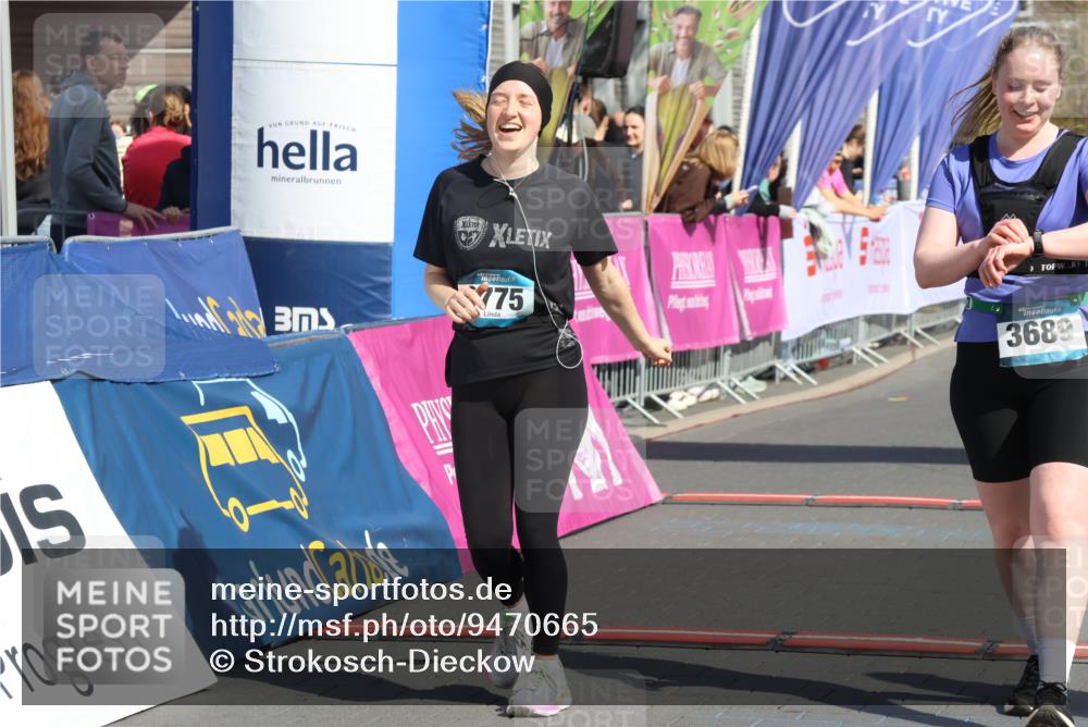 12.04.2026 - 45. Internationalen Wilhelmsburger Insellauf Strokosch-Dieckow http://msf.ph/oto/9470665 12.04.2026 11:26:04 Ziel 3168, 3775 meine-sportfotos.de
