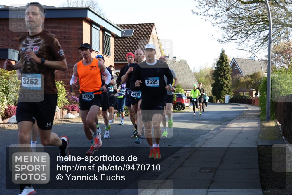 12.04.2026 - 45. Internationalen Wilhelmsburger Insellauf Yannick Fuchs http://msf.ph/oto/9470710 12.04.2026 08:55:09 Laufen 3262, 2866, 08, 3099, 4475, 2595 meine-sportfotos.de