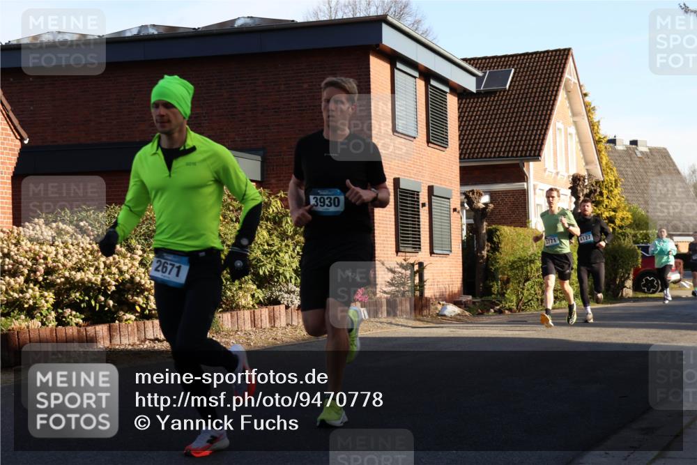 12.04.2026 - 45. Internationalen Wilhelmsburger Insellauf Yannick Fuchs http://msf.ph/oto/9470778 12.04.2026 08:55:15 Laufen 2671, 3930, 226, 3771, 4127 meine-sportfotos.de