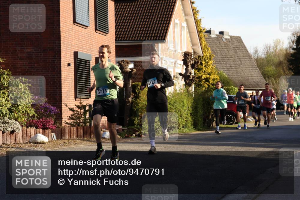 12.04.2026 - 45. Internationalen Wilhelmsburger Insellauf Yannick Fuchs http://msf.ph/oto/9470791 12.04.2026 08:55:16 Laufen 3771, 4127, 2160, 3372, 4291 meine-sportfotos.de