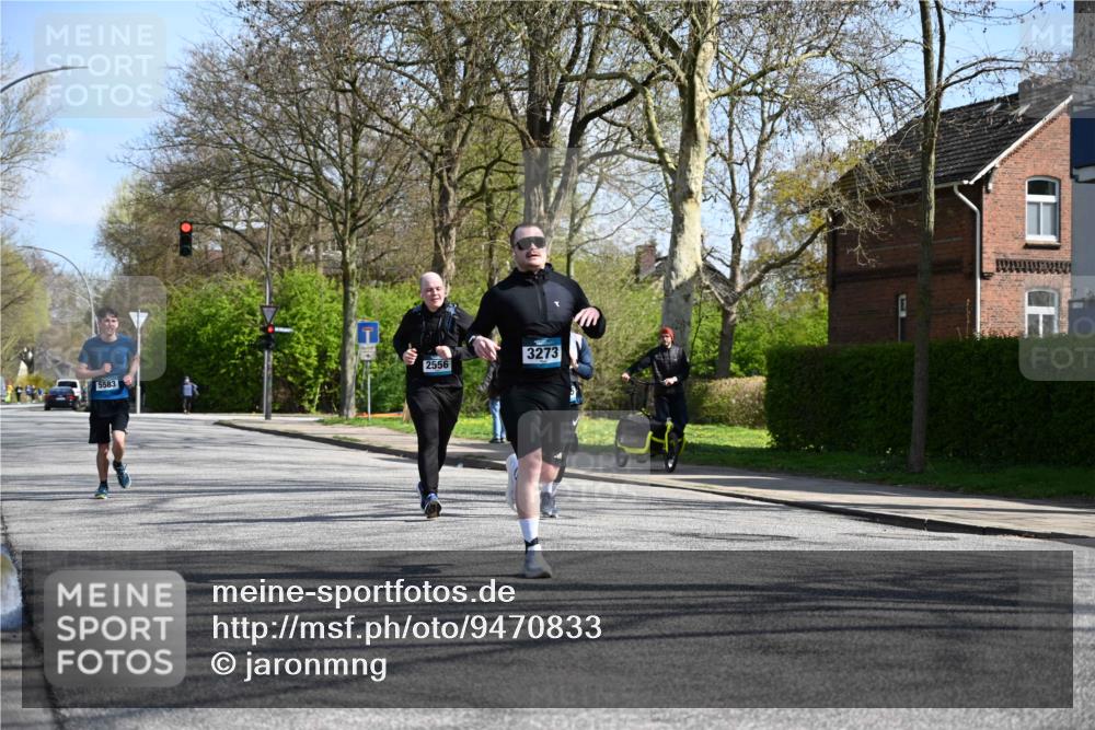 12.04.2026 - 45. Internationalen Wilhelmsburger Insellauf J. Mangold http://msf.ph/oto/9470833 12.04.2026 11:23:23 Ziel 2929, 5253, 3273, 2556, 2555, 5583 meine-sportfotos.de