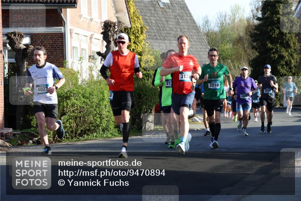 12.04.2026 - 45. Internationalen Wilhelmsburger Insellauf Yannick Fuchs http://msf.ph/oto/9470894 12.04.2026 08:55:25 Laufen 4027, 21, 3137, 2010, 142, 3473, 22, 3976, 2177 meine-sportfotos.de